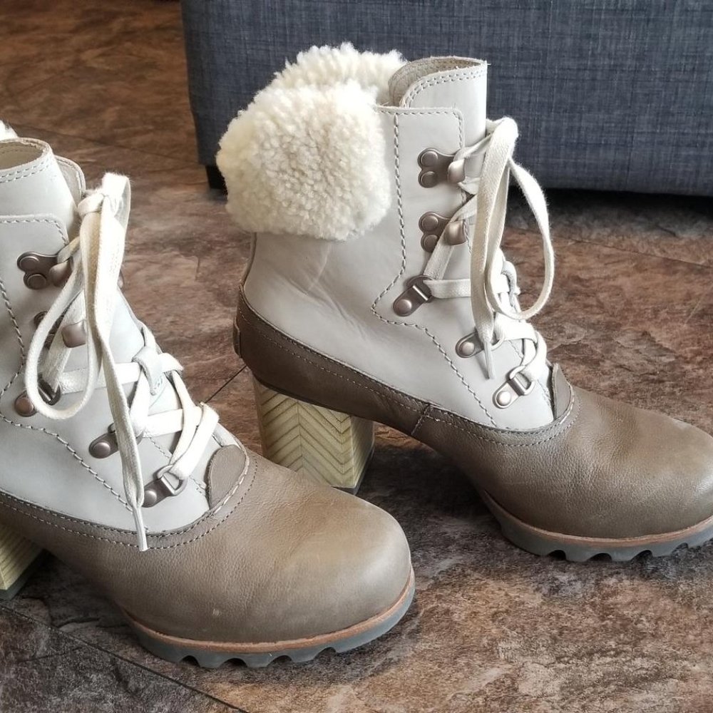 Sorel Women's Sherpa-Lined Heeled Winter Boot, Size 7 - Picture 2 of 7